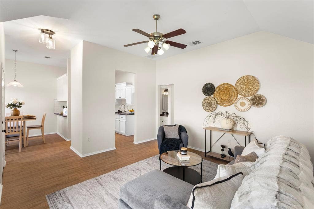 620 Brenna Road, Waxahachie, TX 75165 620 Brenna Road, Waxahachie, TX 75165