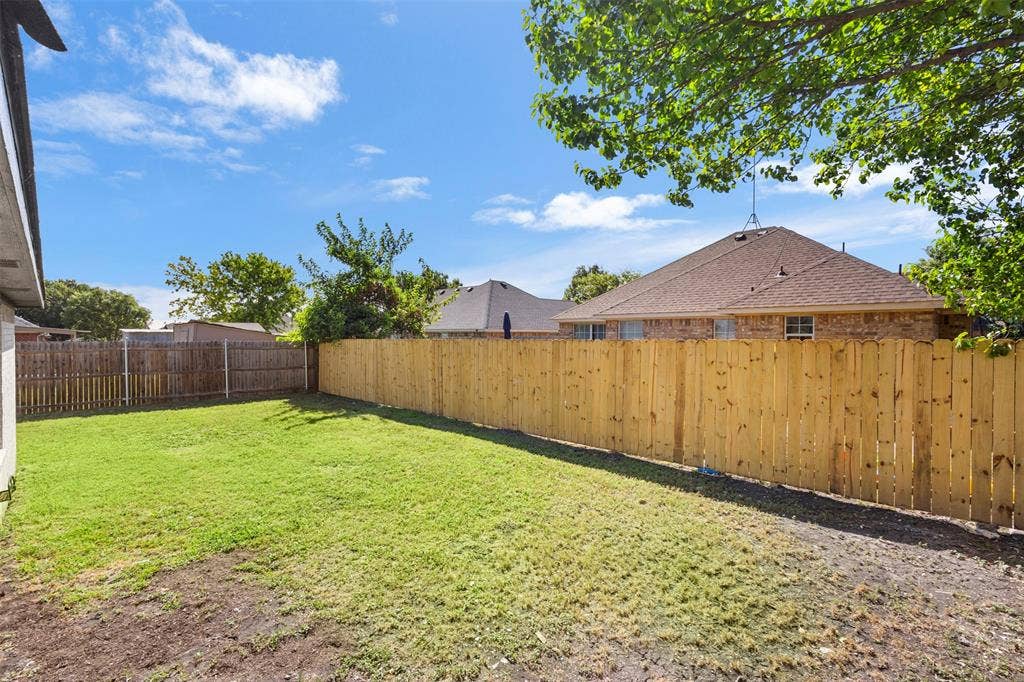 620 Brenna Road, Waxahachie, TX 75165 620 Brenna Road, Waxahachie, TX 75165