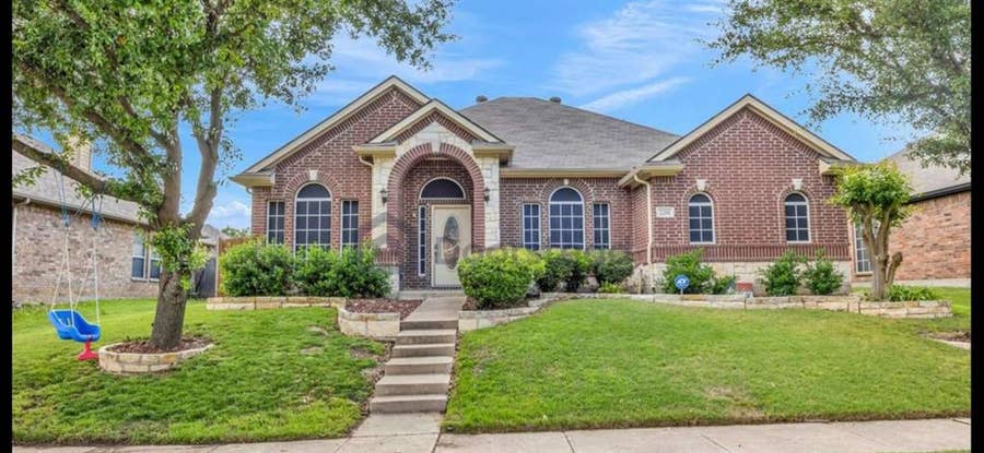 Property photo for 2201 River Canyon Lane, Garland, TX