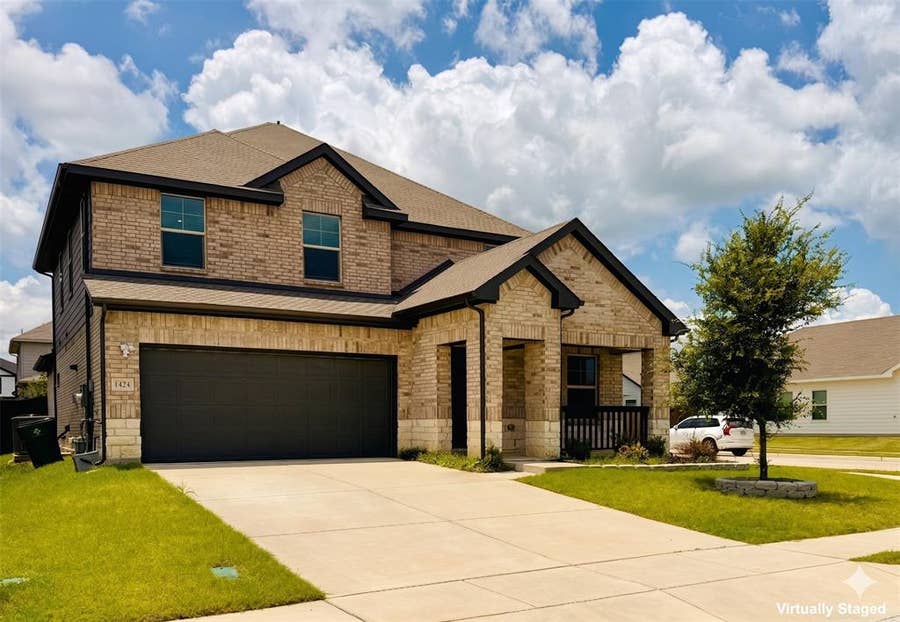 Property photo for 1425 Rolling Fox Drive, Forney, TX