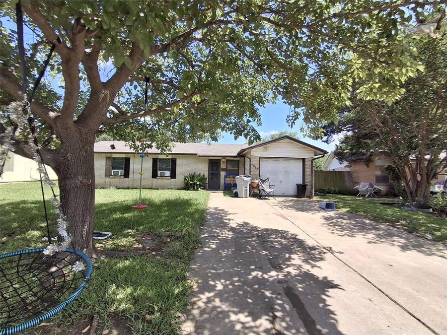 Property photo for 1510 Carson Drive, Mesquite, TX