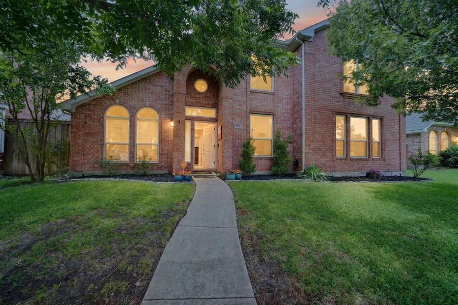 Property photo for 2273 Heatherdale Drive, Mesquite, TX