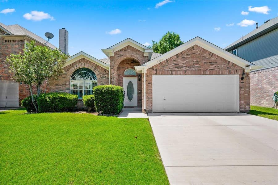 Property photo for 1209 Secretariat Drive, Grand Prairie, TX
