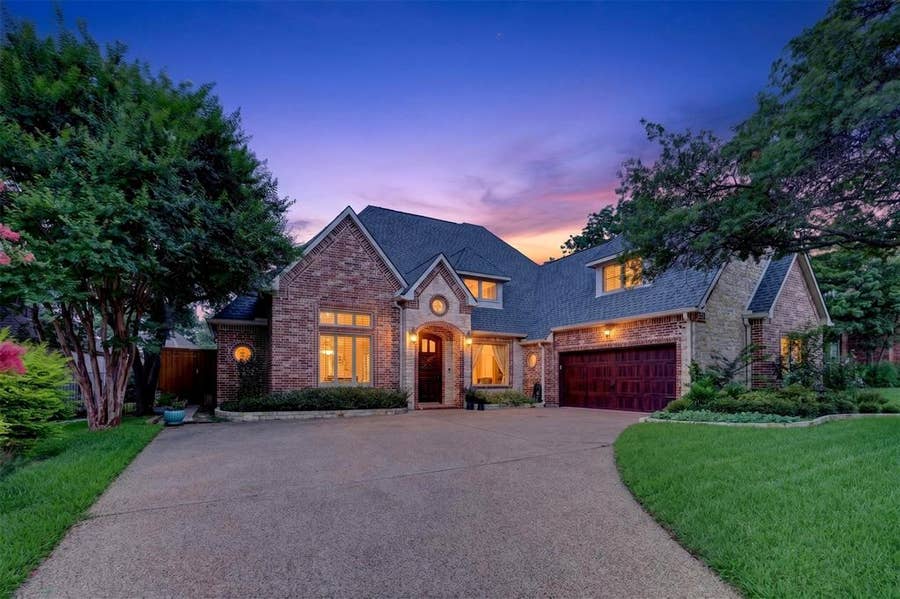 Property photo for 1505 Shadybrook Lane, Rowlett, TX