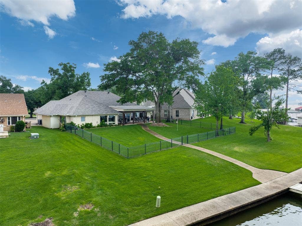 112 Marina Drive, Bullard, TX 75757 112 Marina Drive, Bullard, TX 75757