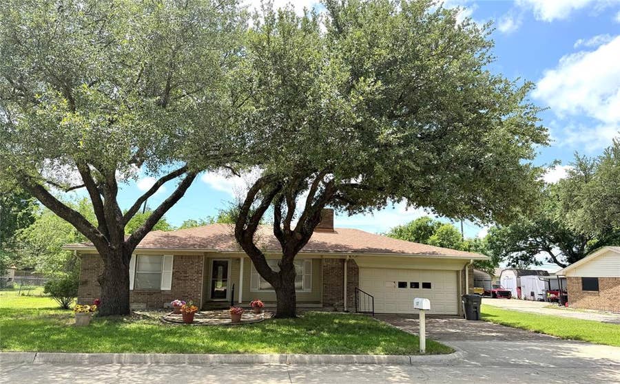 Property photo for 317 Allenwood Drive, Princeton, TX