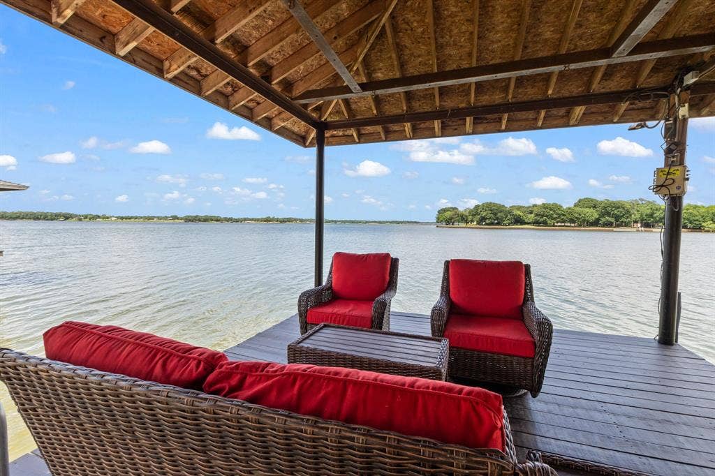 229 N Beverly Drive, Malakoff, TX 75148 Covered sitting area on the dock.