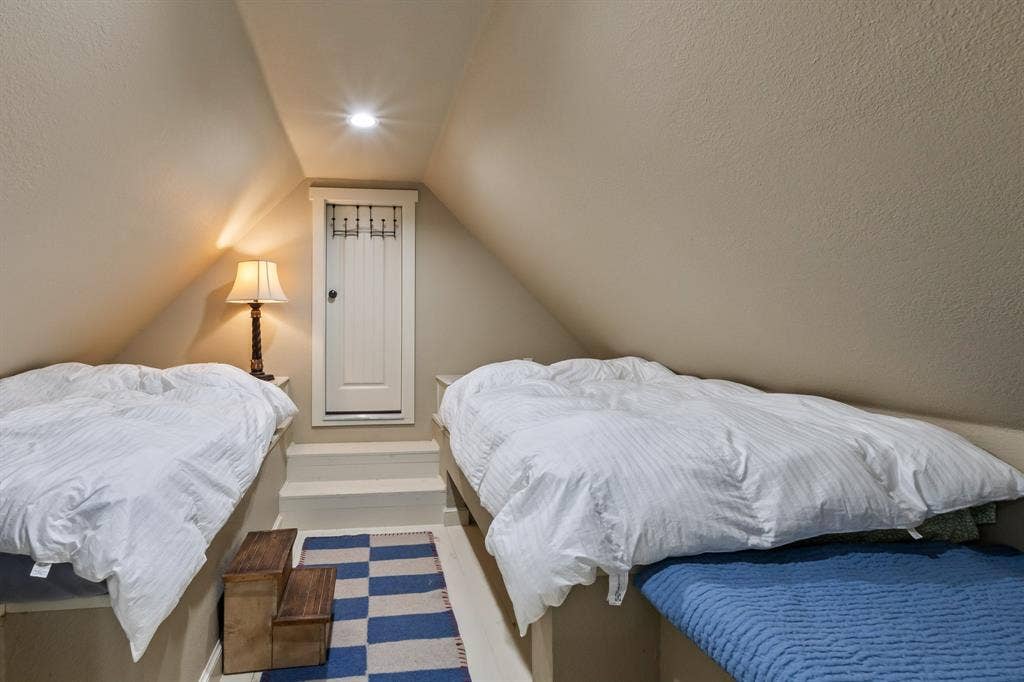 229 N Beverly Drive, Malakoff, TX 75148 Built in Bunk Room with doorway to attic access with opportunity to expand or also makes storage.