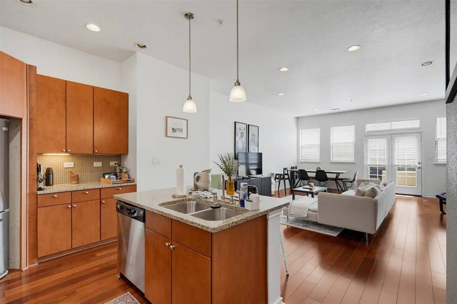 Property photo for 1201 Beaconsfield Lane, #109, Arlington, TX
