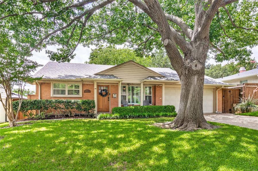 Property photo for 8815 Larchwood Drive, Dallas, TX