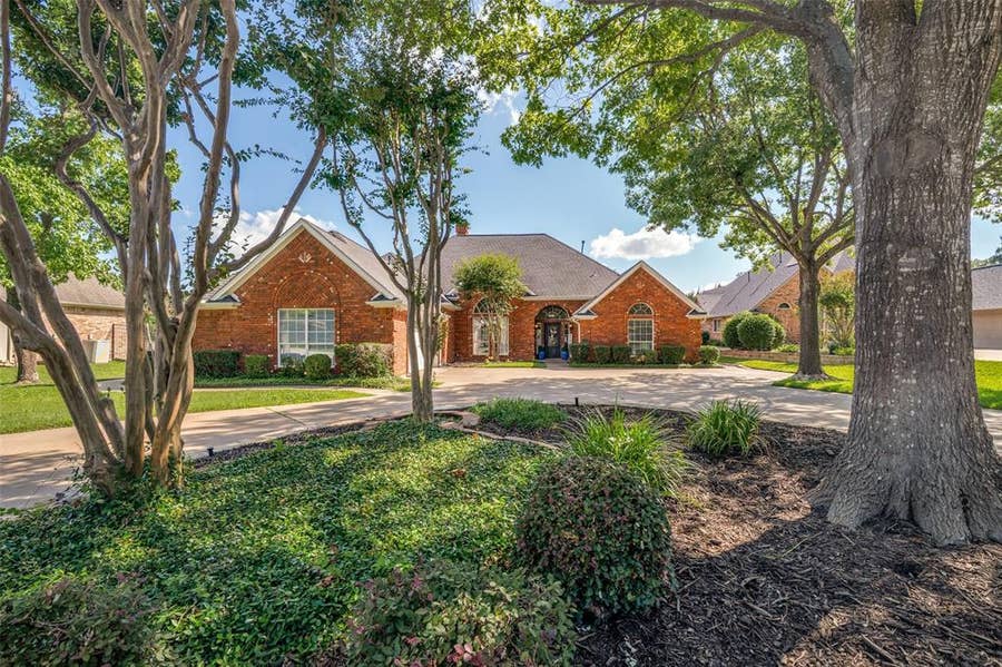Property photo for 325 Mariah Bay Drive, Heath, TX