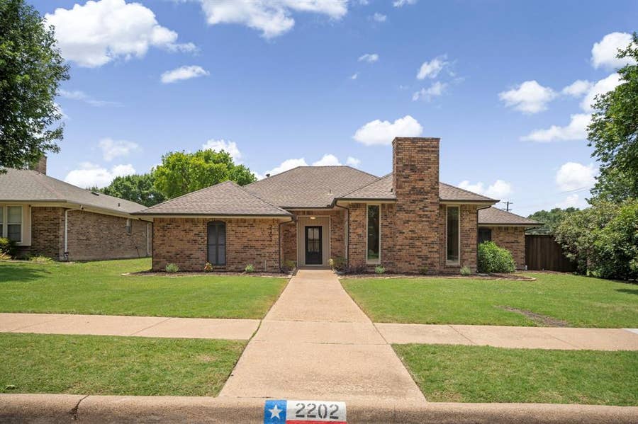 Property photo for 2202 Silver Holly Lane, Richardson, TX