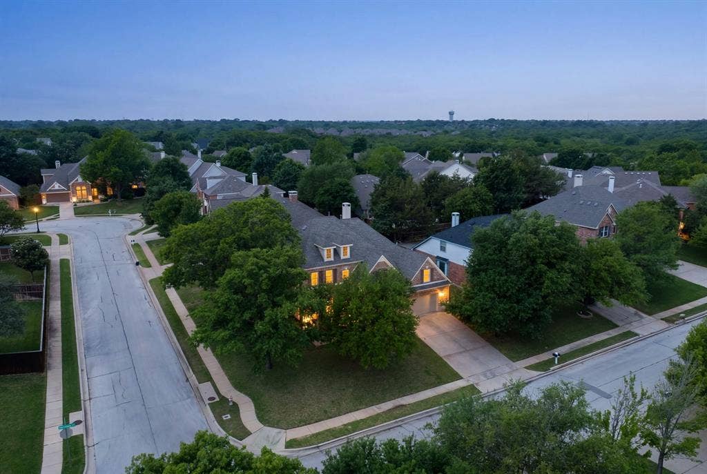 965 Fall Creek, Grapevine, TX 76051 965 Fall Creek, Grapevine, TX 76051