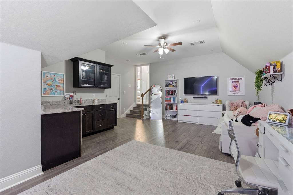 965 Fall Creek, Grapevine, TX 76051 965 Fall Creek, Grapevine, TX 76051