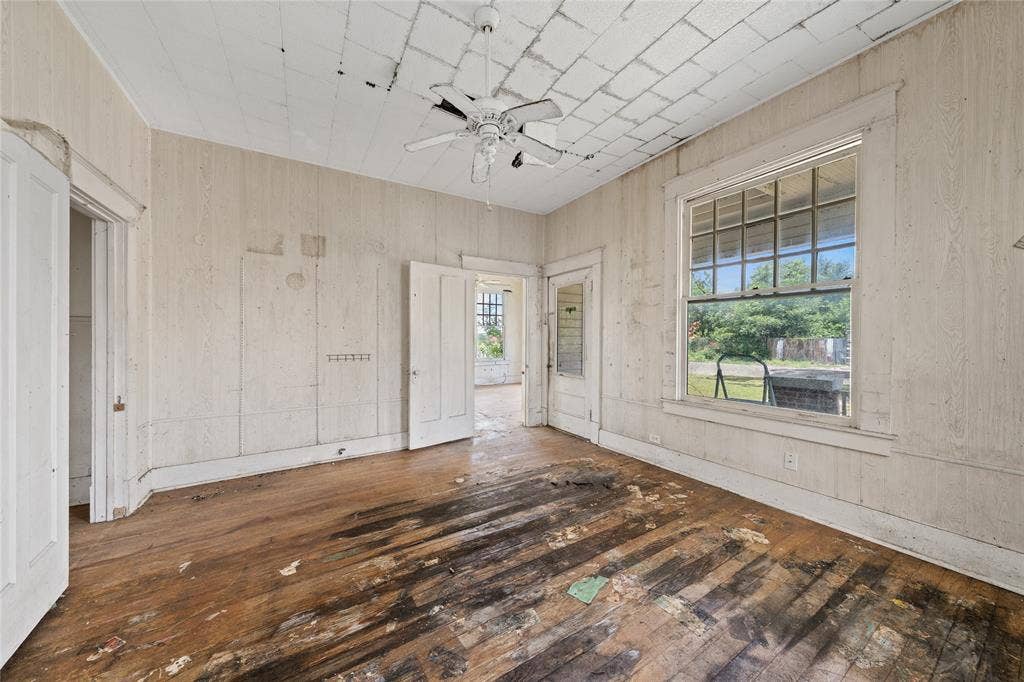 2217 Ross Avenue, Waco, TX 76706 2217 Ross Avenue, Waco, TX 76706