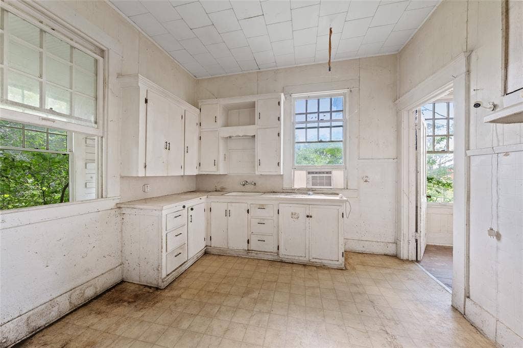2217 Ross Avenue, Waco, TX 76706 2217 Ross Avenue, Waco, TX 76706