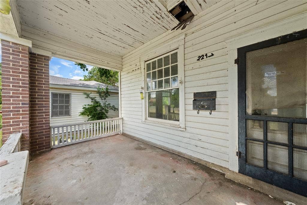 2217 Ross Avenue, Waco, TX 76706 2217 Ross Avenue, Waco, TX 76706