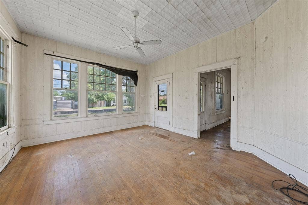 2217 Ross Avenue, Waco, TX 76706 2217 Ross Avenue, Waco, TX 76706