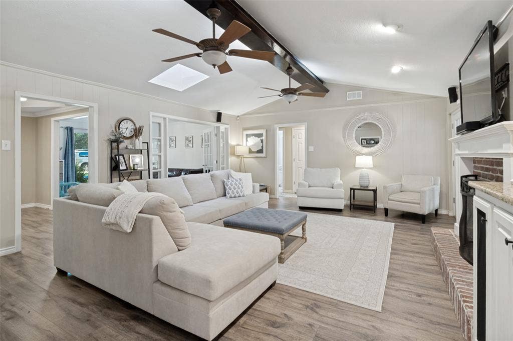 6818 Truxton Drive, Dallas, TX 75231