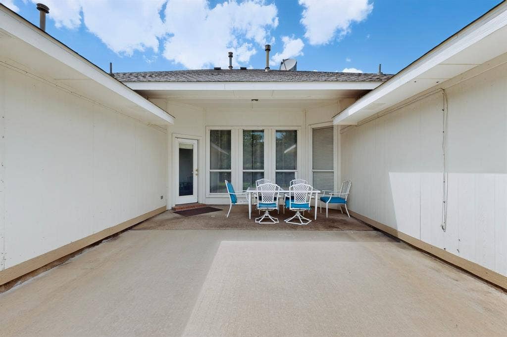 320 Elizabeth Trail, Murphy, TX 75094 320 Elizabeth Trail, Murphy, TX 75094