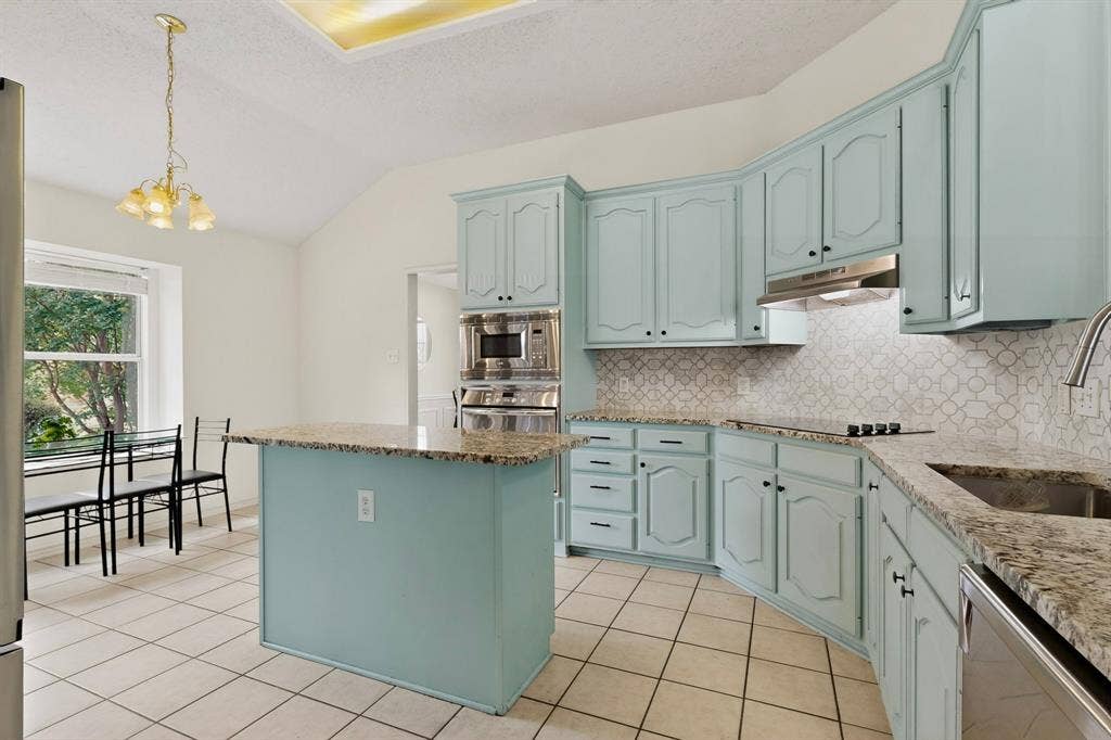 320 Elizabeth Trail, Murphy, TX 75094 320 Elizabeth Trail, Murphy, TX 75094