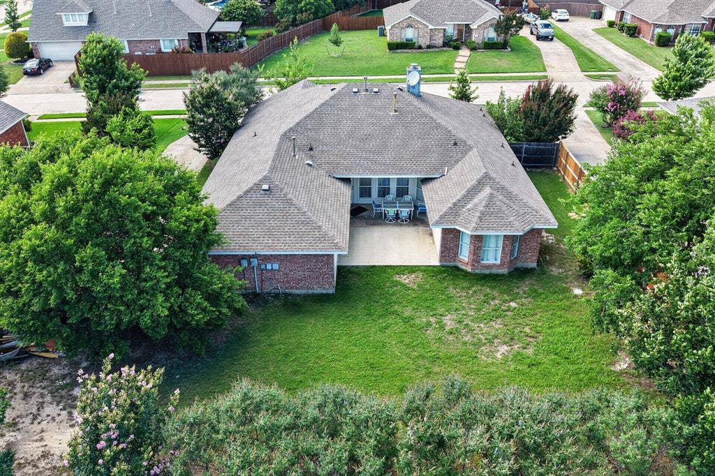 320 Elizabeth Trail, Murphy, TX 75094 320 Elizabeth Trail, Murphy, TX 75094