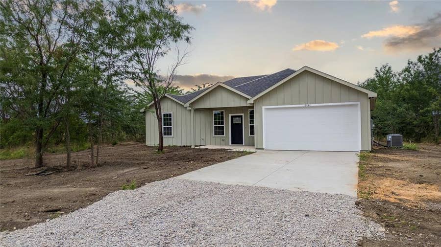 Property photo for 10444 County Road 146, Kaufman, TX