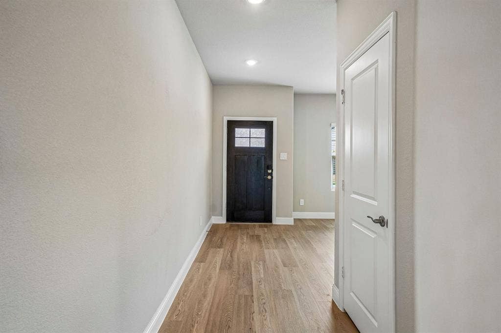 1316 Bridgestone Drive, Princeton, TX 75071 Photo is not of the actual home, but is an inspirational photo of builder’s model home and may depict options, furnishings, and/or decorator features that are not included.