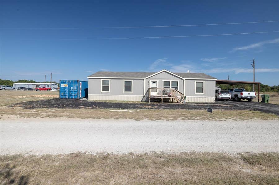 Property photo for 140 Coke Gage Lane, Decatur, TX