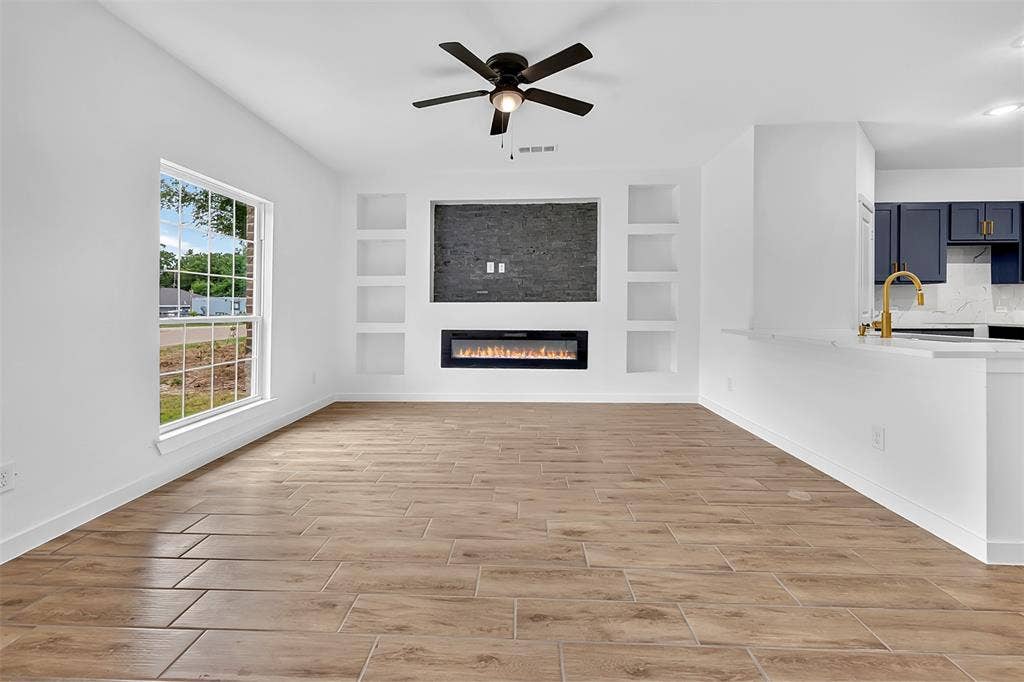 304 N Cherokee Shores Drive, Mabank, TX 75156 304 N Cherokee Shores Drive, Mabank, TX 75156