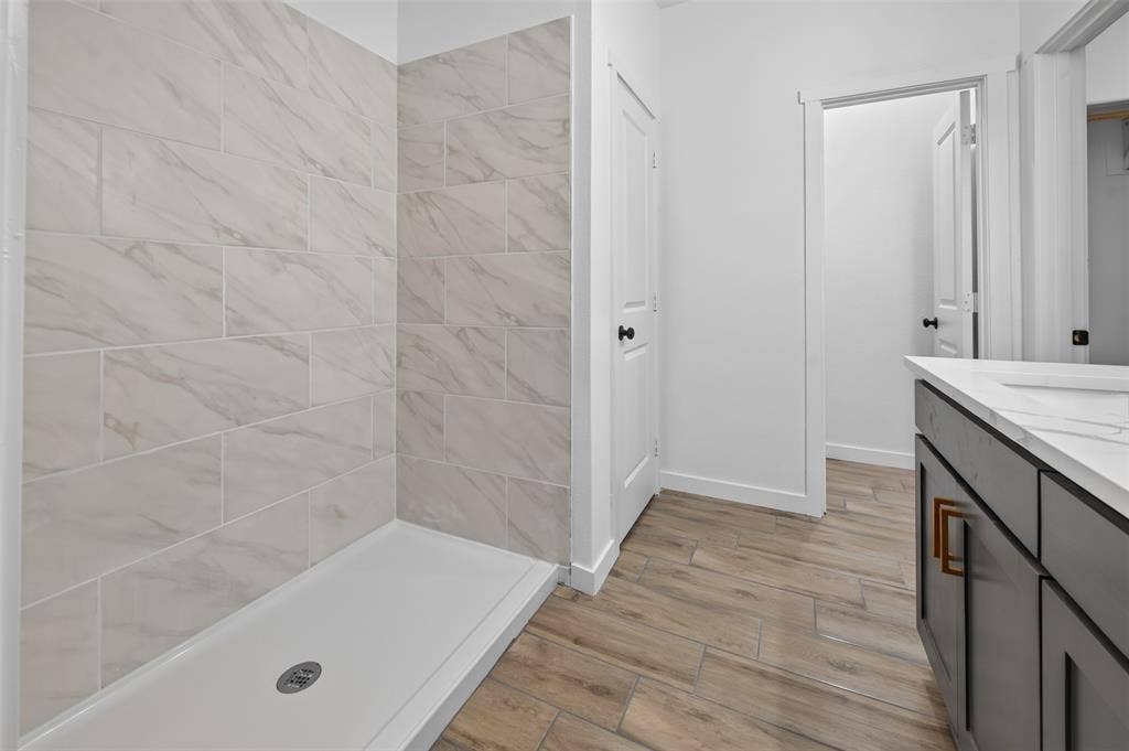 304 N Cherokee Shores Drive, Mabank, TX 75156 304 N Cherokee Shores Drive, Mabank, TX 75156