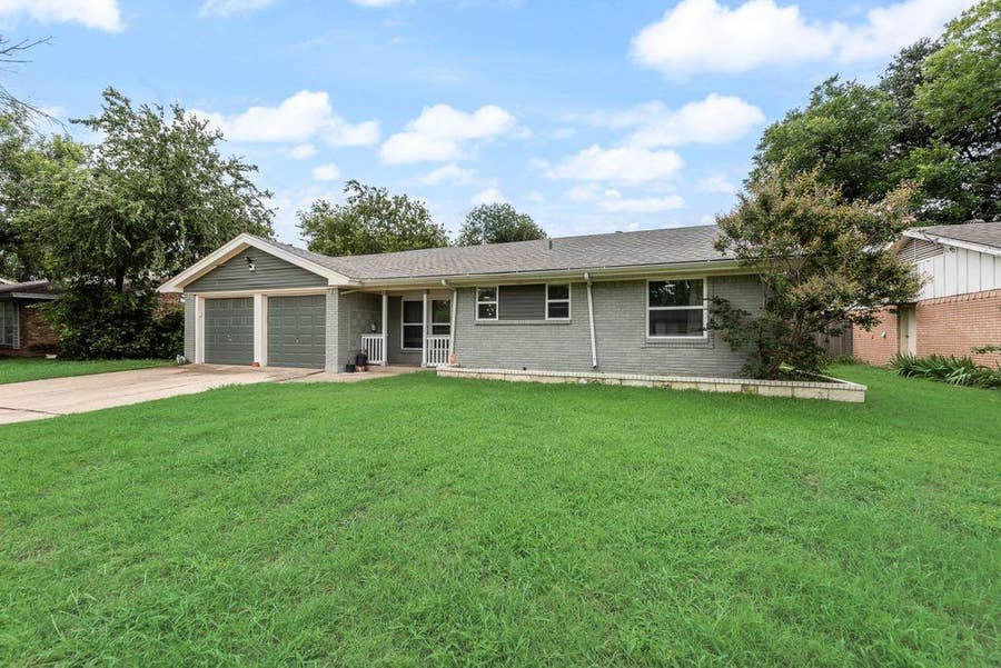 Property photo for 13660 Heartside Place, Farmers Branch, TX