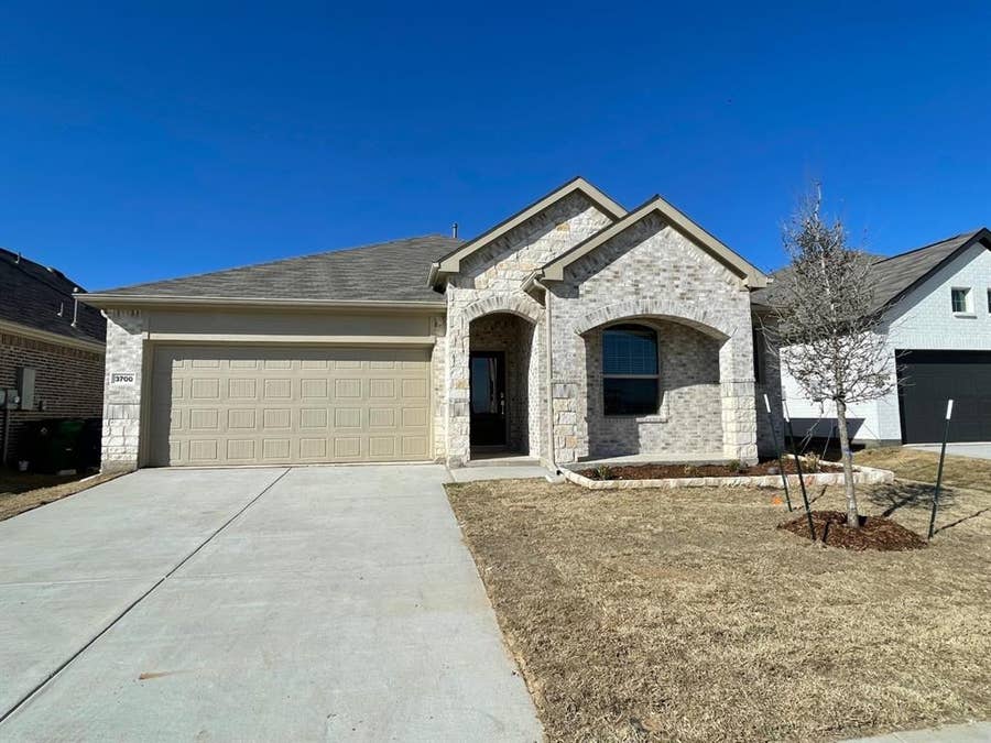 Property photo for 3700 Milkweed Road, McKinney, TX