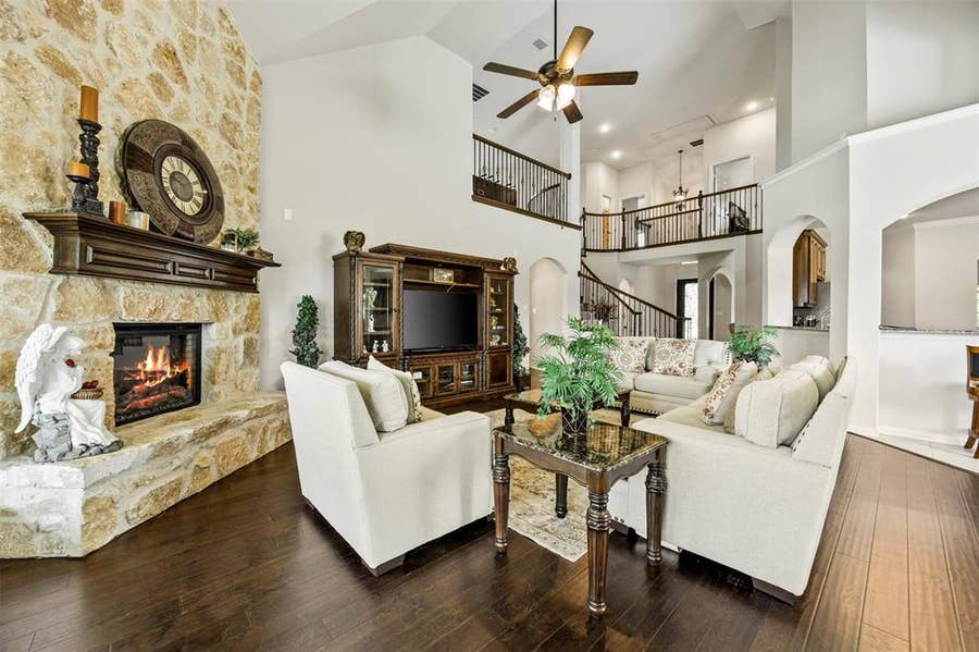 Property photo for 1515 Spring Hill Drive, Cedar Hill, TX