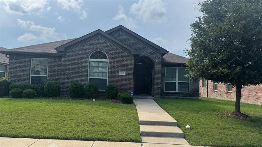 Property photo for 2122 Fair Weather Drive, Lancaster, TX
