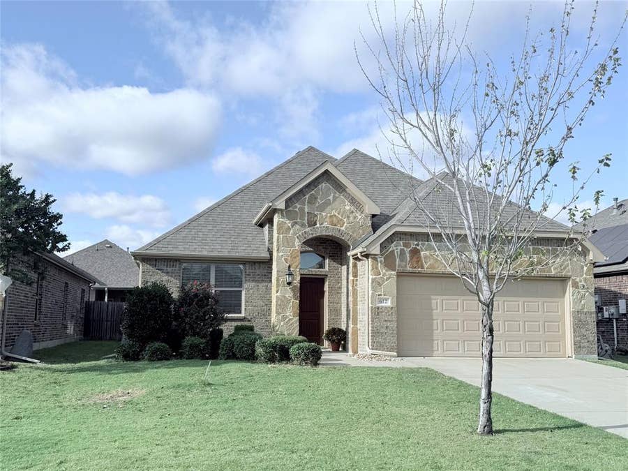 Property photo for 612 Redwood Drive, Greenville, TX