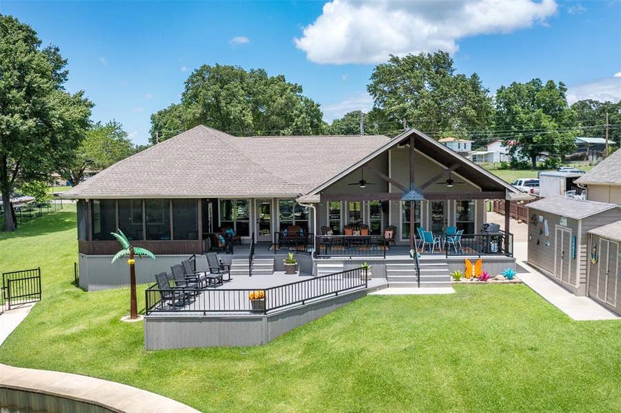 Property photo for 159 Seaside Drive, Gun Barrel City, TX