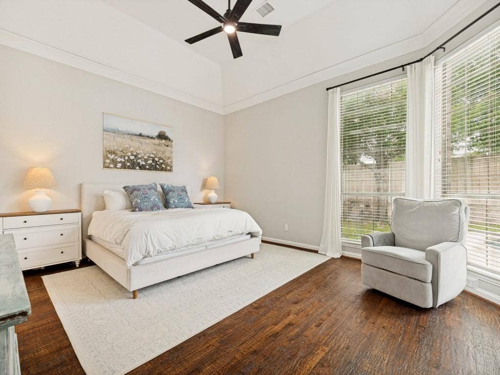 1001 Thornapple Drive, McKinney, TX 75071 1001 Thornapple Drive, McKinney, TX 75071