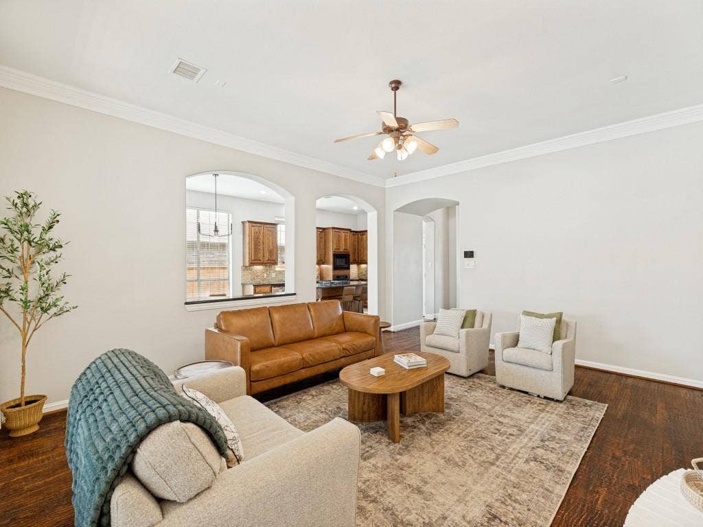 1001 Thornapple Drive, McKinney, TX 75071 1001 Thornapple Drive, McKinney, TX 75071