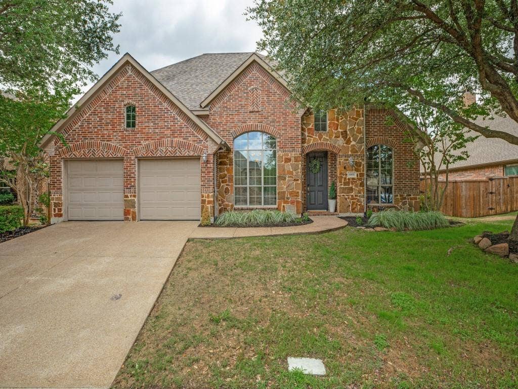 1001 Thornapple Drive, McKinney, TX 75071 1001 Thornapple Drive, McKinney, TX 75071