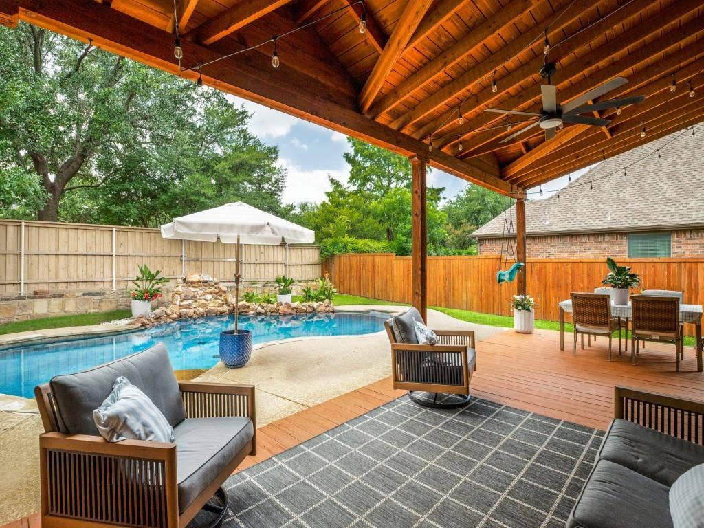 1001 Thornapple Drive, McKinney, TX 75071 1001 Thornapple Drive, McKinney, TX 75071