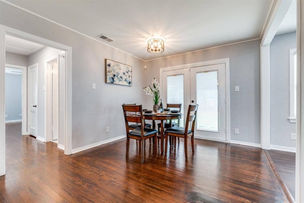 2736 Rolinda Drive, Dallas, TX 75211 2736 Rolinda Drive, Dallas, TX 75211