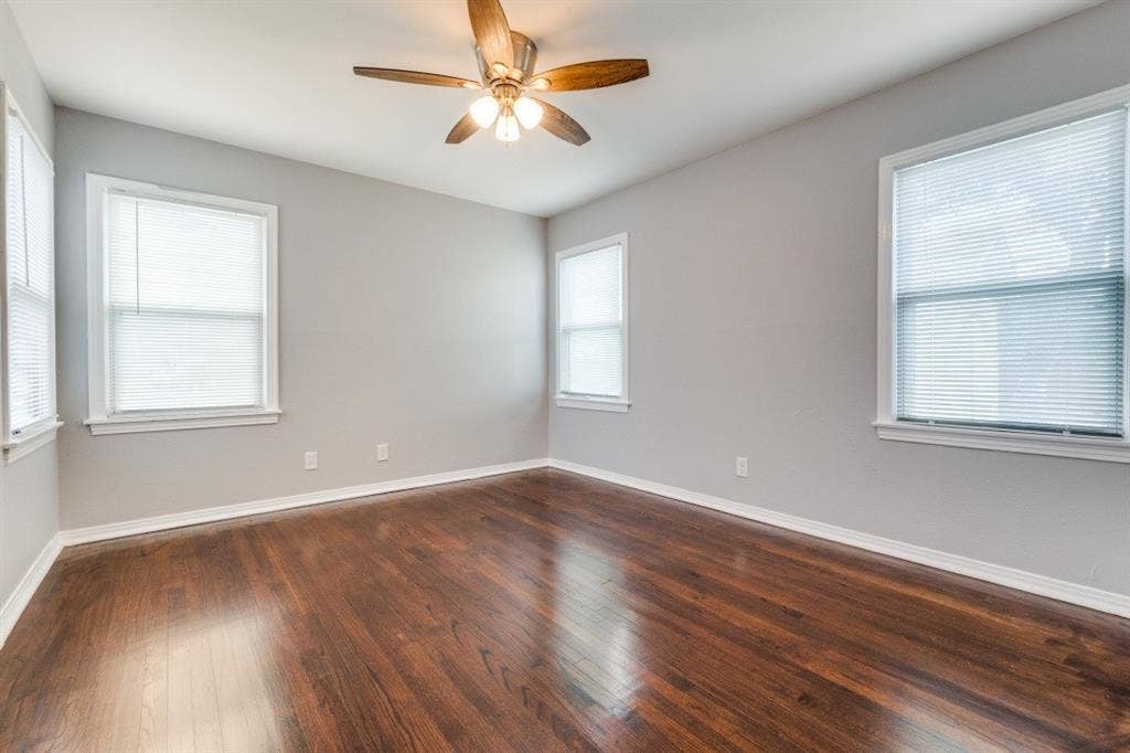 2736 Rolinda Drive, Dallas, TX 75211 2736 Rolinda Drive, Dallas, TX 75211