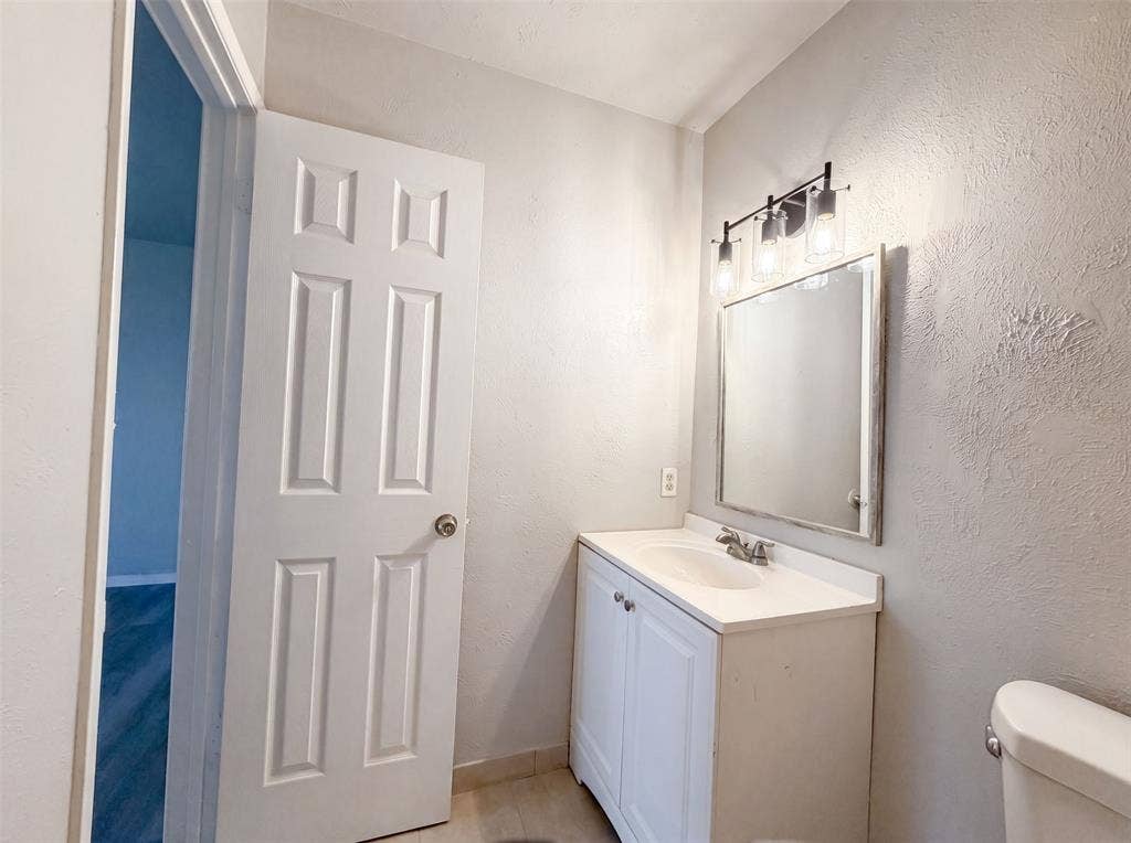1906 Stockton Trail, Grand Prairie, TX 75052 1906 Stockton Trail, Grand Prairie, TX 75052