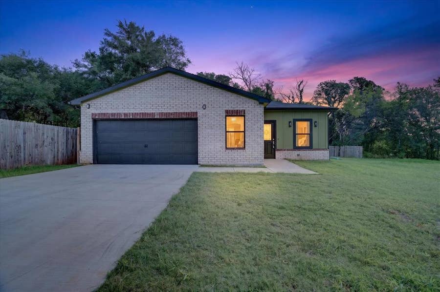 Property photo for 3202 Lowland Drive, Granbury, TX