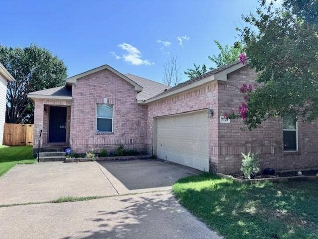 Property photo for 7109 Bountiful Grove Drive, McKinney, TX