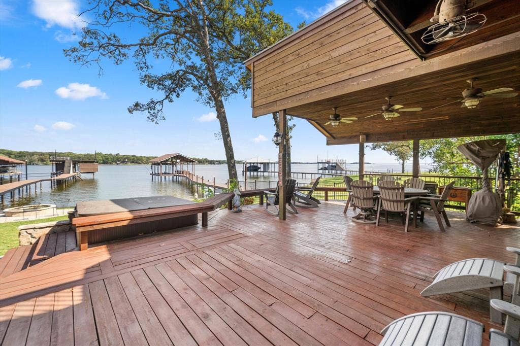 169 Deer Island Road, Mabank, TX 75156 169 Deer Island Road, Mabank, TX 75156