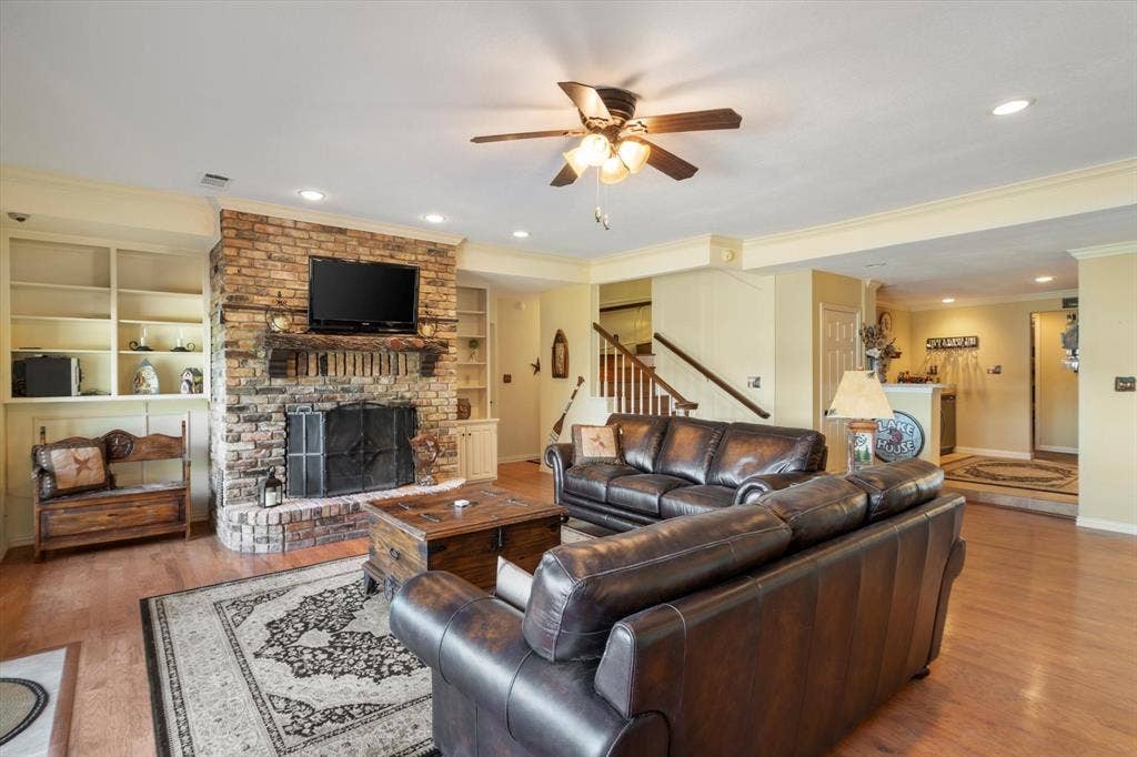 169 Deer Island Road, Mabank, TX 75156 169 Deer Island Road, Mabank, TX 75156