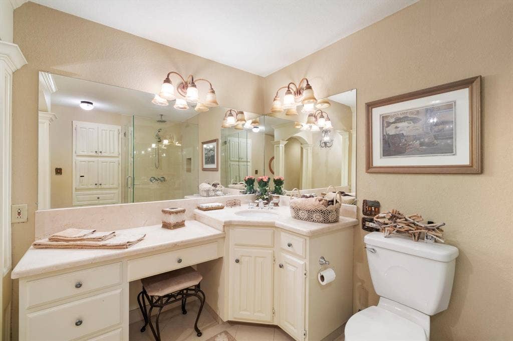 169 Deer Island Road, Mabank, TX 75156 169 Deer Island Road, Mabank, TX 75156