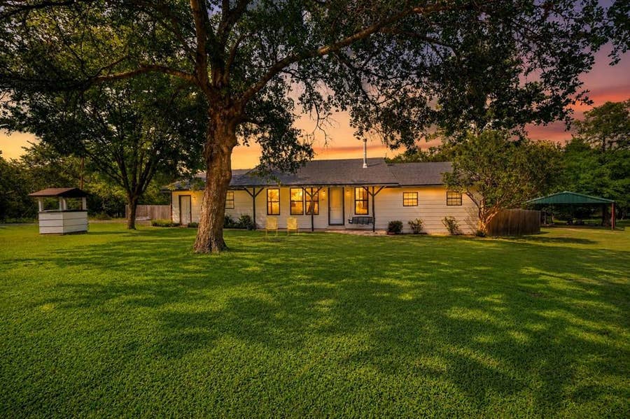 Property photo for 2811 Private Road 2410, Quinlan, TX